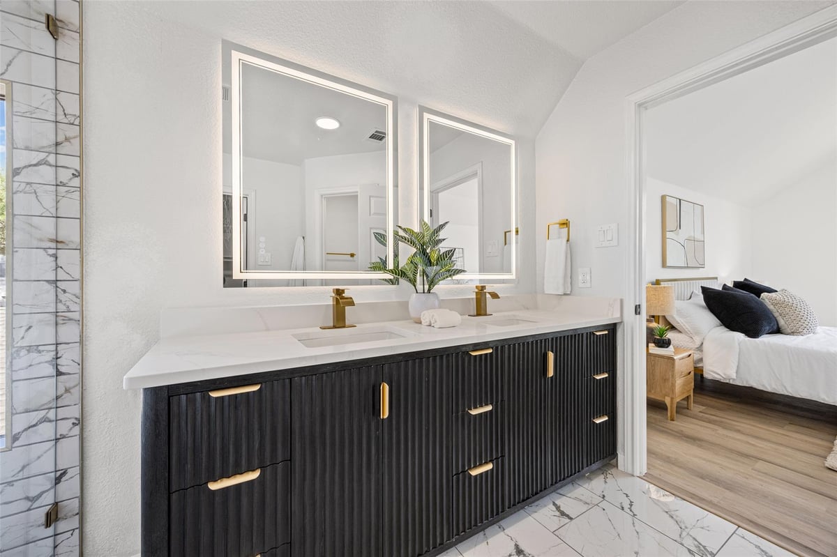 Kitchen at 11529 Glen Falloch Ct - 4 bed 2 bath home