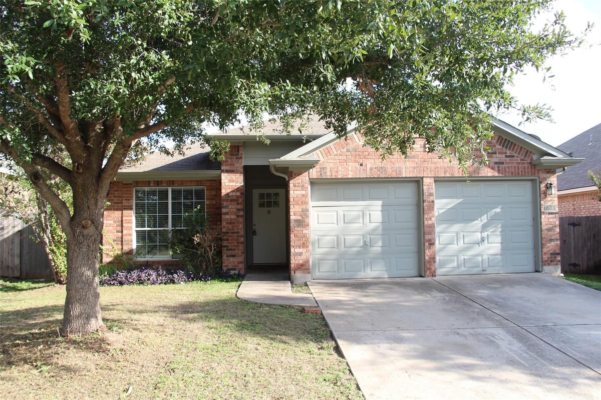 View 11533 Timber Heights Dr in Pioneer Crossing West Sec 04 11533 Timber Heights Dr - front exterior - Luxury home in Pioneer Crossing West Sec 04, Austin, TX