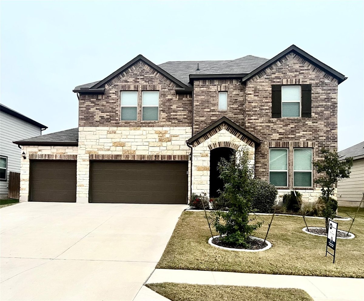 View 116 Limonite Ln in Stonewall Ranch Sec 6 116 Limonite Ln - property photo 1 - Luxury home in Stonewall Ranch Sec 6, Liberty Hill, TX