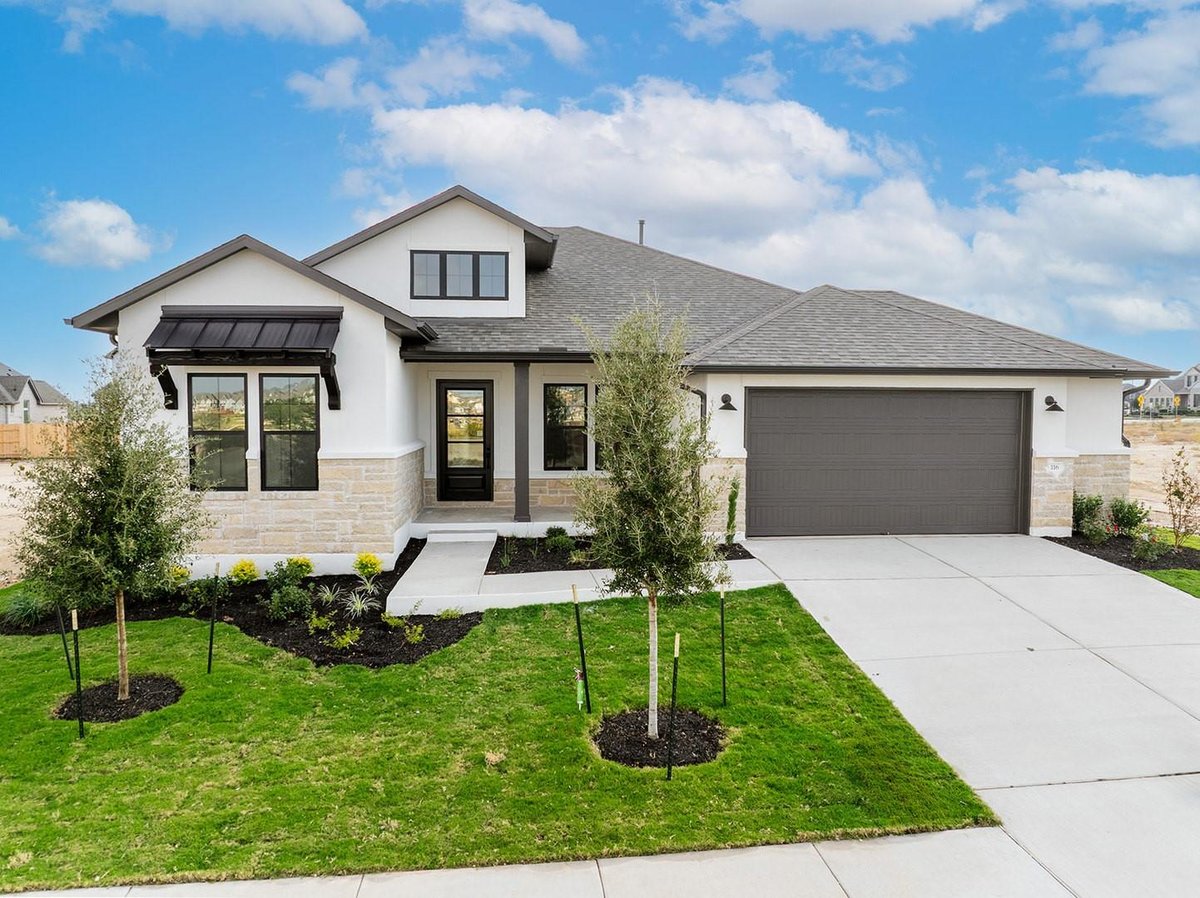 View 116 Uphill Dr in Lariat - 70' 116 Uphill Dr - front exterior - Luxury home in Lariat - 70', Liberty Hill, TX