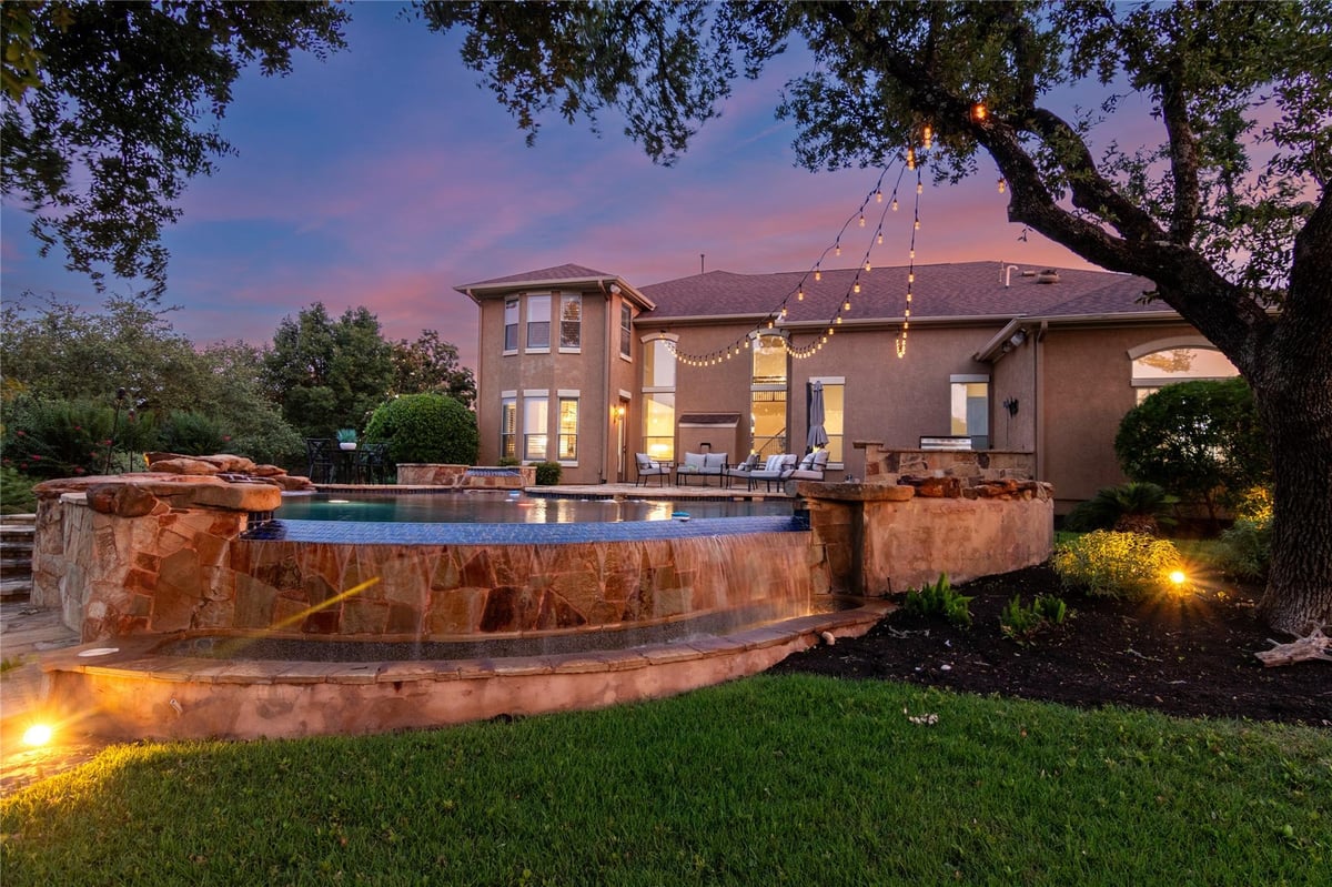 View 116 Whitley DR in Ridge At Alta Vista 116 Whitley DR - front exterior - Luxury home in Ridge At Alta Vista, Austin, TX