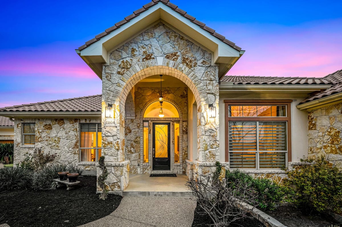 View 11604 Shoreview Overlook in Steiner Ranch Ph 01 Sec 10D 11604 Shoreview Overlook - front exterior - Luxury home in Steiner Ranch Ph 01 Sec 10D, Austin, TX