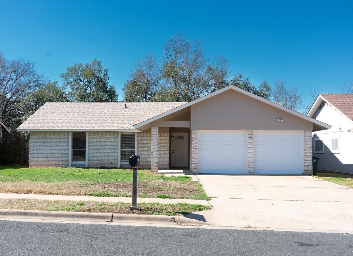 11608 Fast Horse DR - property photo 1 - Luxury home in Mesa Park Sec 01, Austin, TX