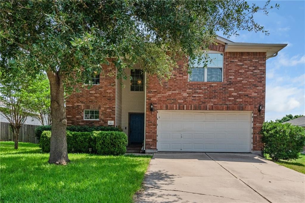 View 11613 Lansdowne in Belhaven Sec 01 11613 Lansdowne - front exterior - Luxury home in Belhaven Sec 01, Austin, TX