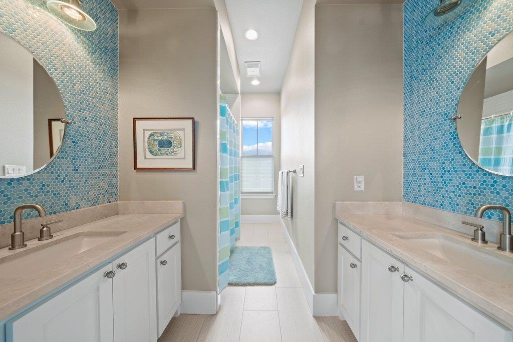 Bathroom at 1165 Turtle Trl - 4 bed 3 bath home
