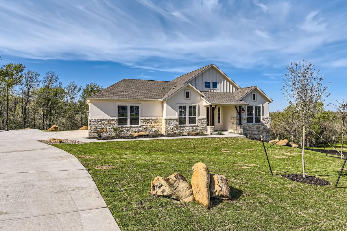 Kitchen at 117 Booted Eagle Claw Cv - 3 bed 2 bath home
