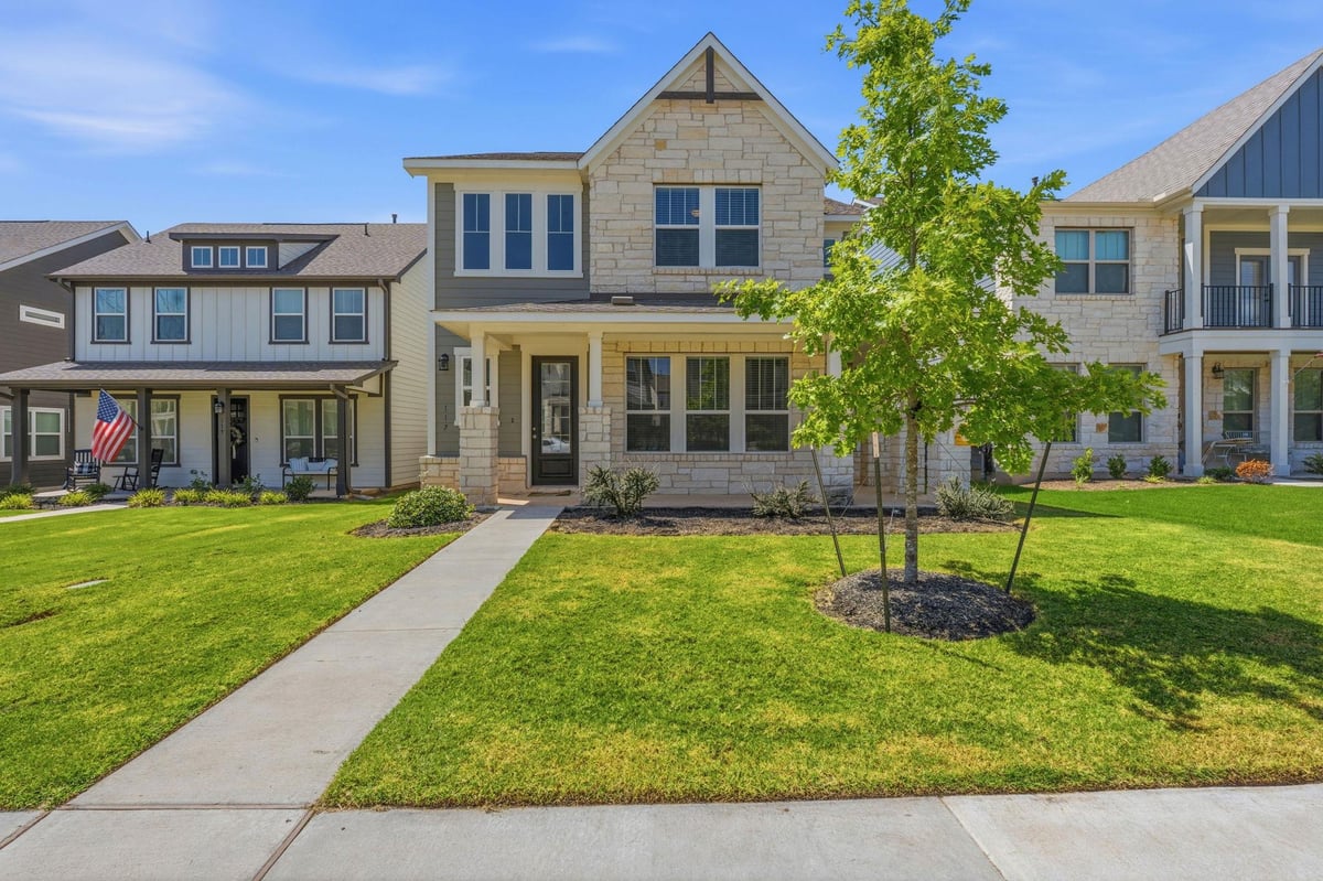 View 117 Clemens DR in Lariat 117 Clemens DR - front exterior - Luxury home in Lariat, Liberty Hill, TX