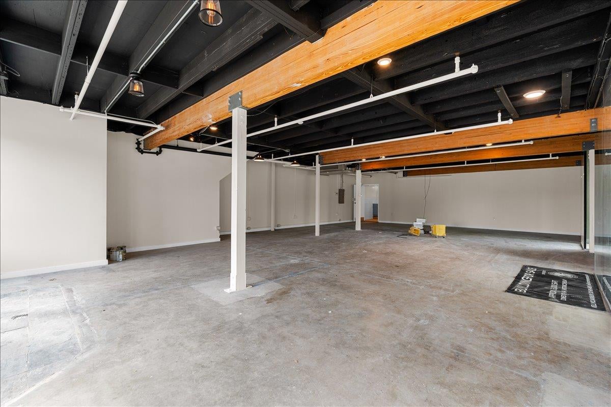 Primary bedroom at 117 East St - Railroad, Hutto, TX