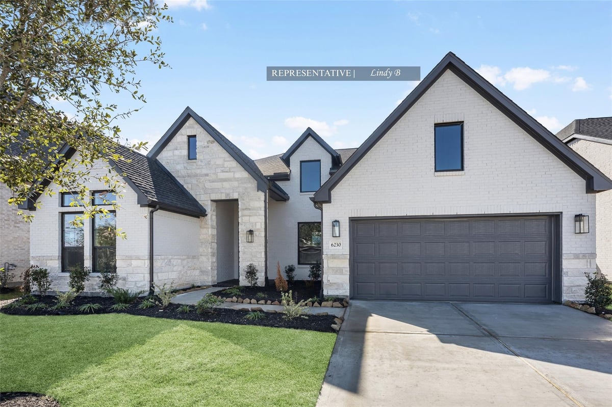 117 Meadow Beauty LN - front exterior - Luxury home in Nolina, Georgetown, TX