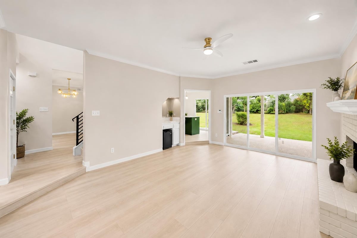 View 117 Medalist ST in Lakeway Sec 17 117 Medalist ST - property photo 1 - Luxury home in Lakeway Sec 17, Austin, TX