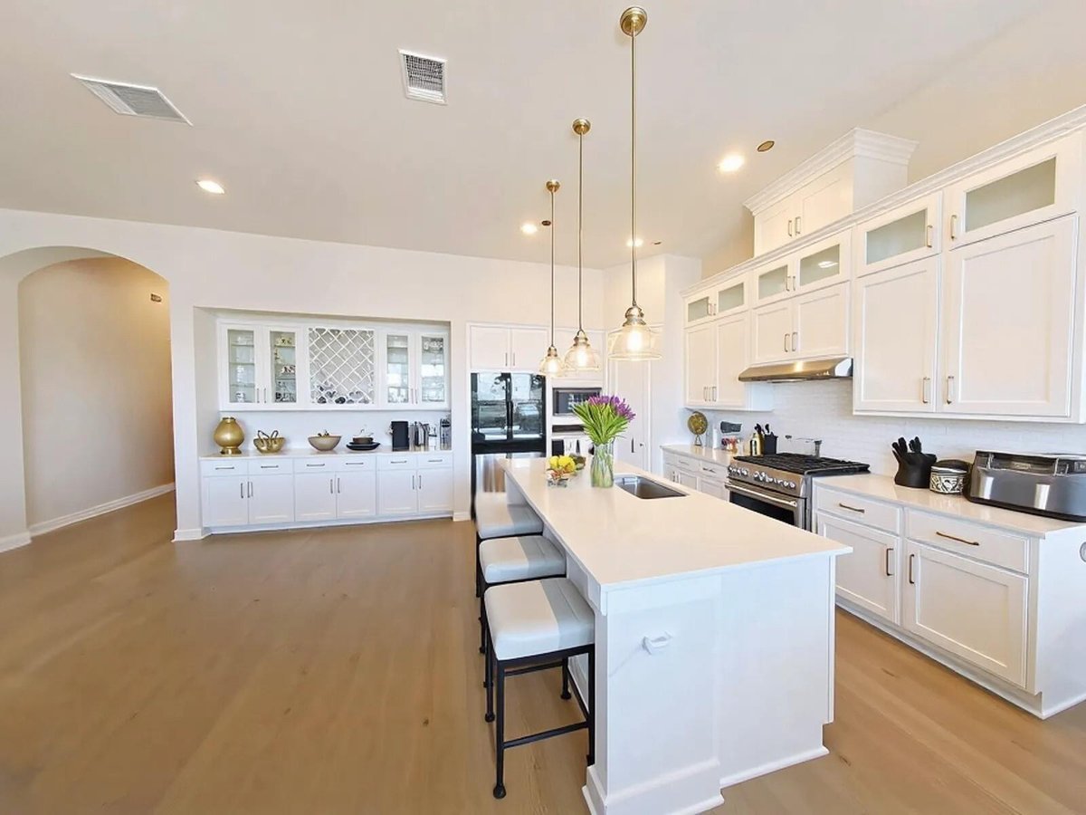 Primary bedroom at 117 Missouri Primrose Ln - 4 bed 3 bath home