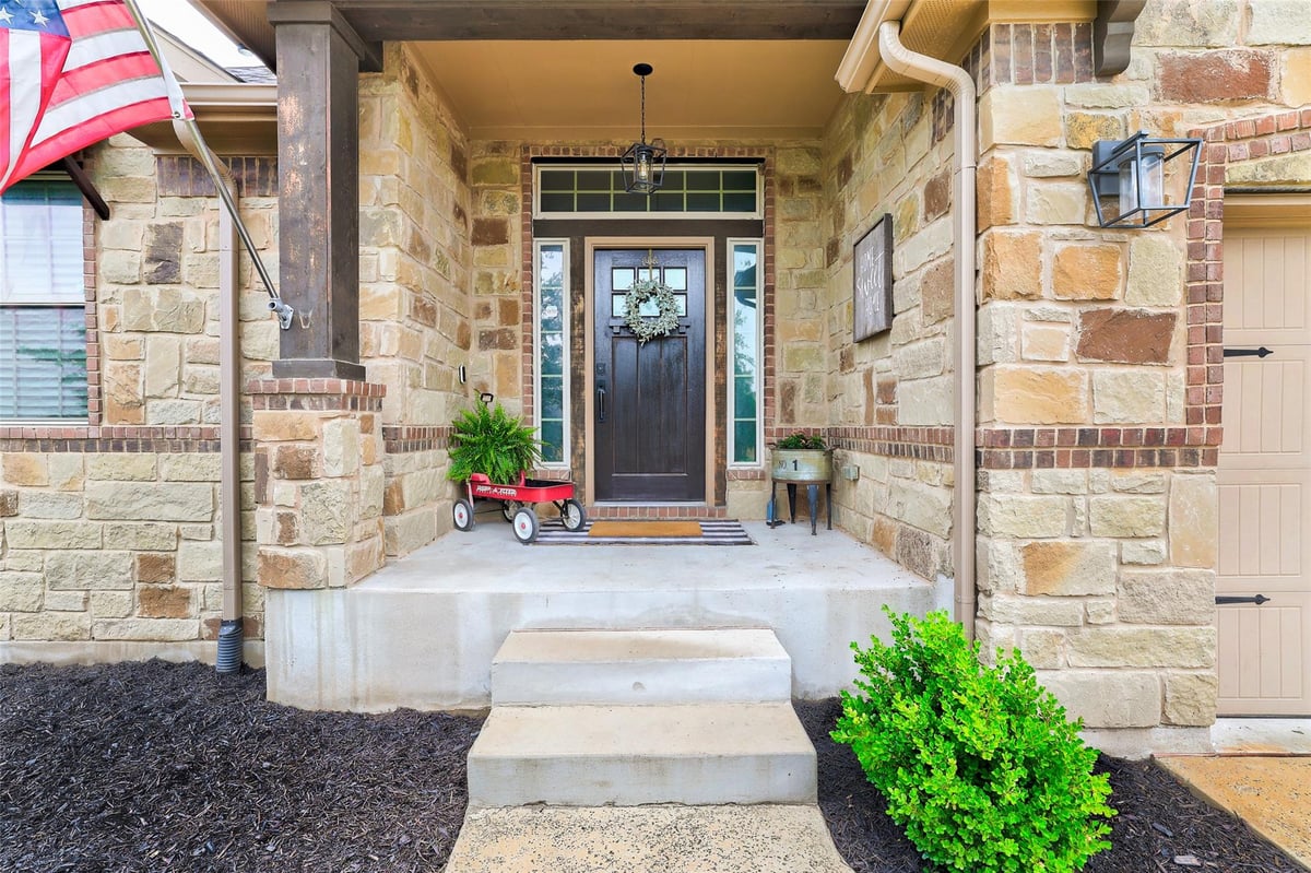 View 117 Rock Dock RD in Lakeside Ph 2 117 Rock Dock RD - front exterior - Luxury home in Lakeside Ph 2, Georgetown, TX