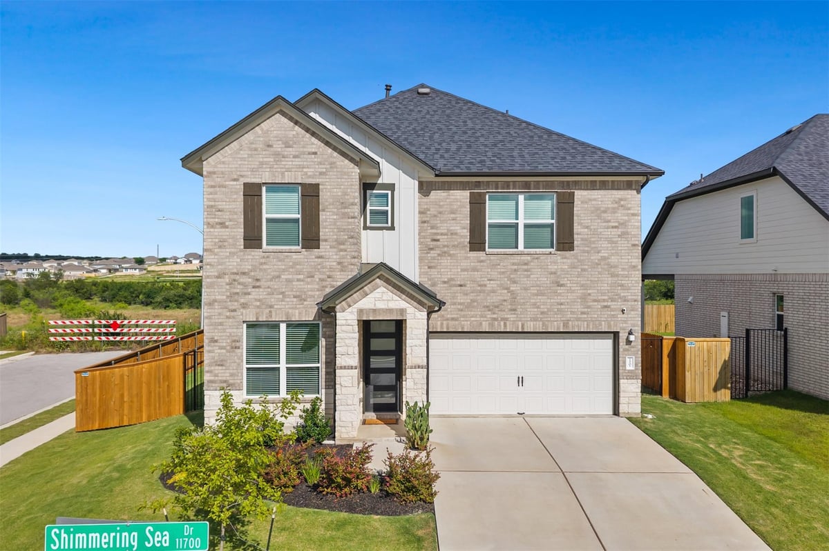 11701 Shimmering Sea DR - front exterior - Luxury home in Cascades at Onion Creek, Austin, TX