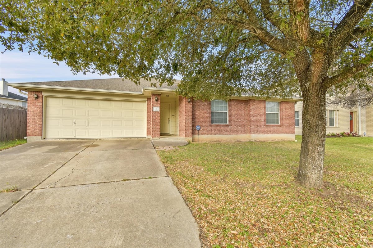 View 11712 Dunfries Ln in Belhaven Sec 01 11712 Dunfries Ln - front exterior - Luxury home in Belhaven Sec 01, Austin, TX