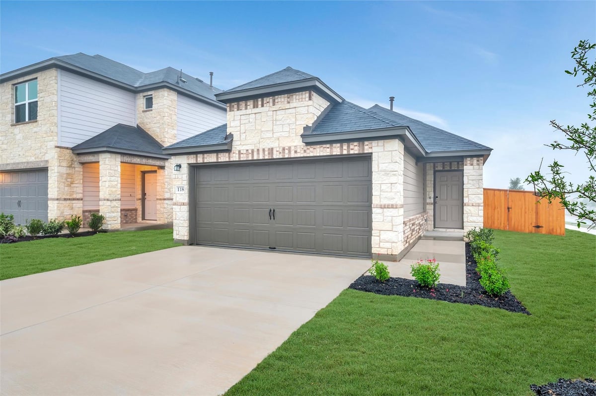 View 118 Big Banyan Dr in Heritage 118 Big Banyan Dr - front exterior - Luxury home in Heritage, Dripping Springs, TX