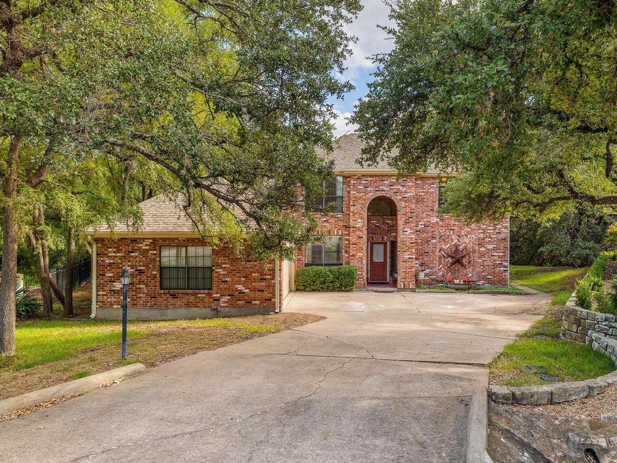 View 118 Deerfield CV in Lakeway 118 Deerfield CV, photo 1 of 36, Lakeway, Lakeway, TX