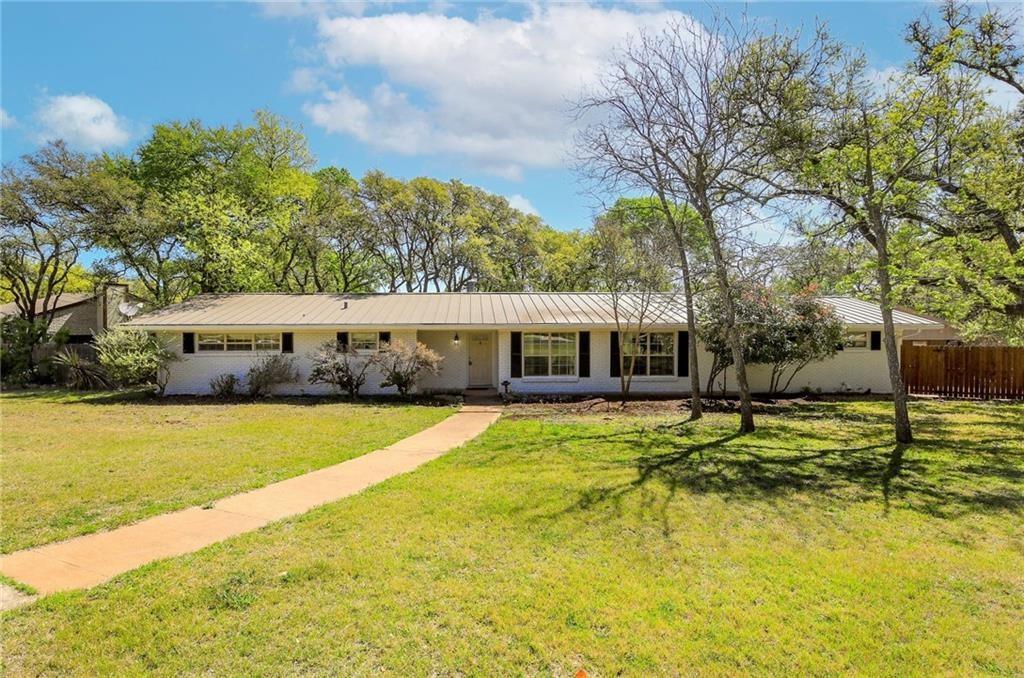 View 11801 Bell Ave in Summit Oaks 11801 Bell Ave - property photo 1 - Luxury home in Summit Oaks, Austin, TX