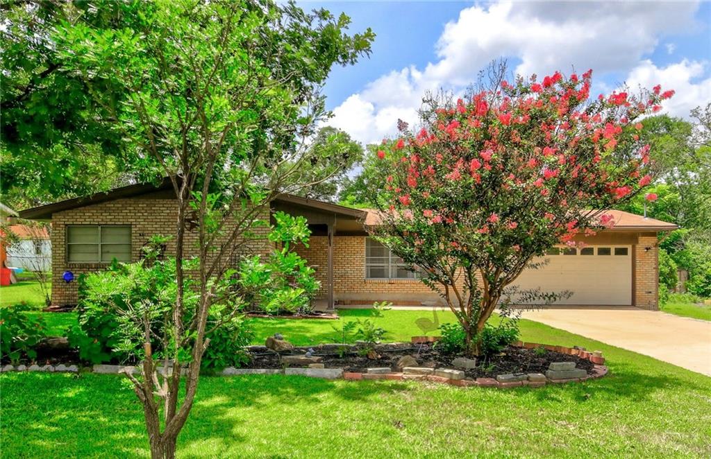 View 11804 Oak Trl in North Oaks 11804 Oak Trl - front exterior - Luxury home in North Oaks, Austin, TX
