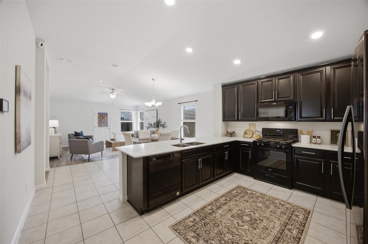 View 11804 Pecangate WAY in Shadowglen Ph 2 Sec 19A 11804 Pecangate WAY - property photo 1 - Luxury home in Shadowglen Ph 2 Sec 19A, Manor, TX