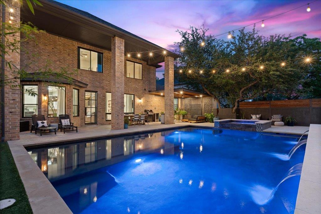 View 11805 Via Grande DR in CIRCLE C ALTA MIRA 11805 Via Grande DR - front exterior - Luxury home in CIRCLE C ALTA MIRA, Austin, TX