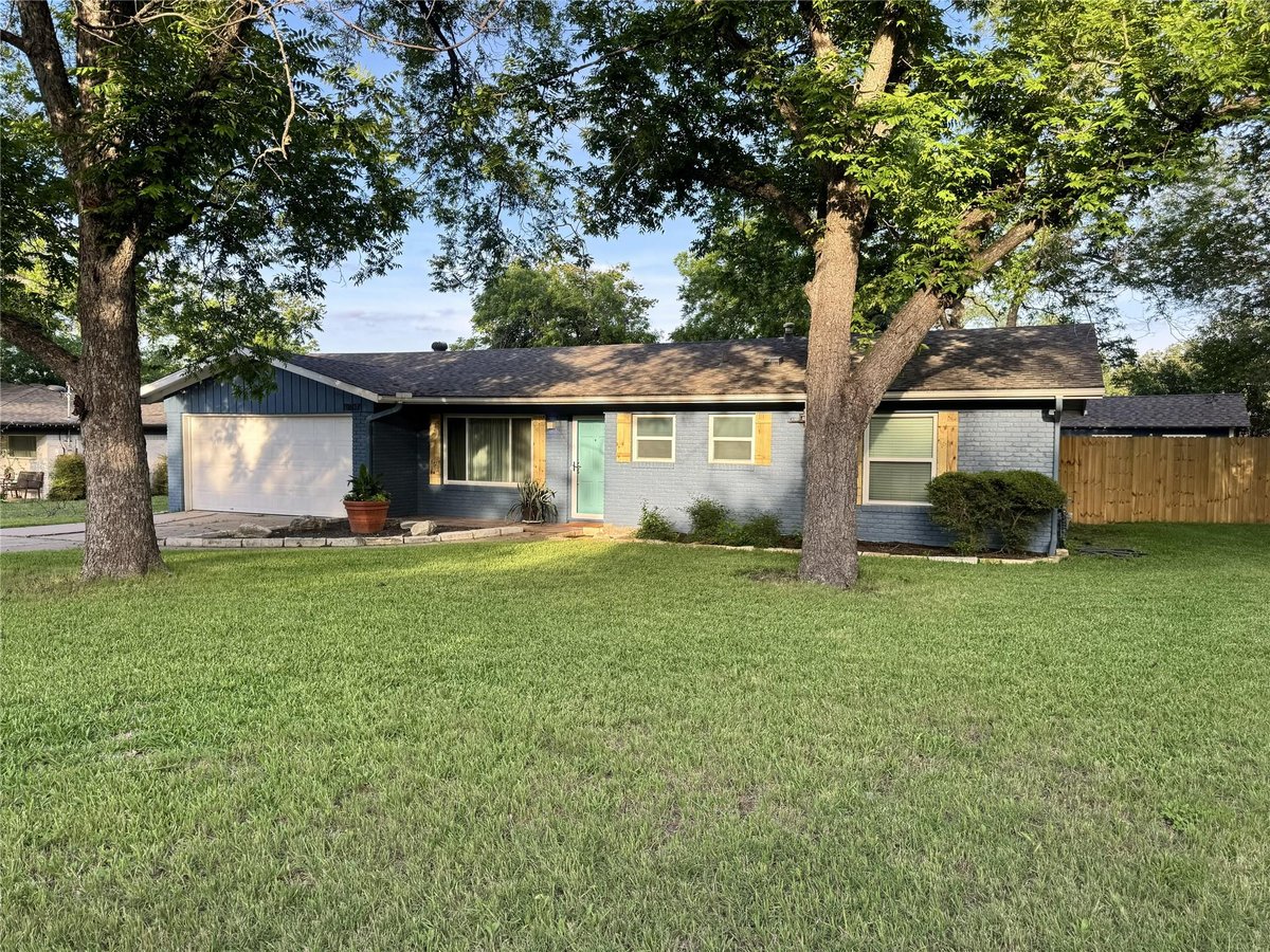 Primary bedroom at 11807 Dove Haven Dr - 3 bed 2 bath home