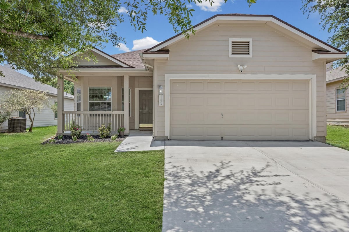 11808 Bastrop ST - front exterior - Luxury home in Wildhorse Creek Sec 01, Manor, TX