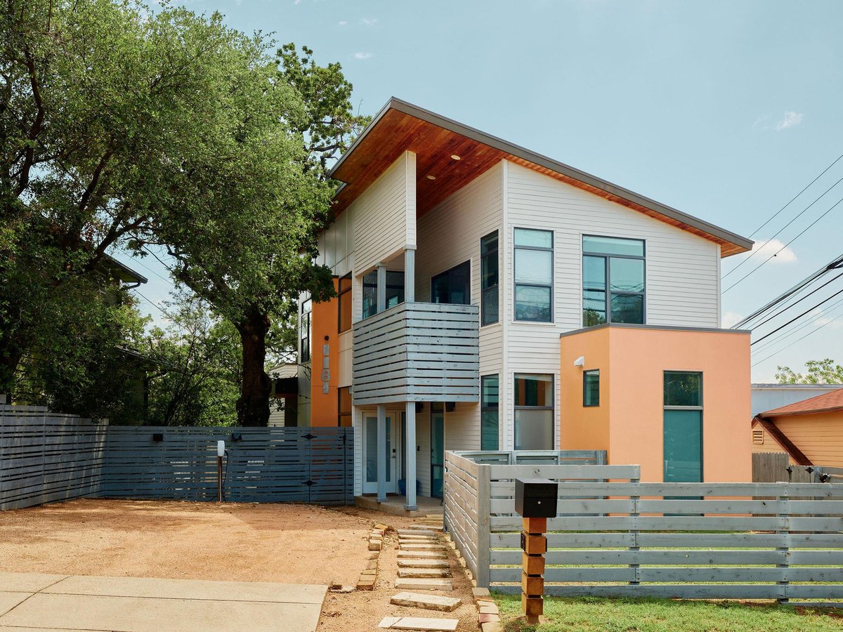 View 1181 Poquito ST in Hofheinz Resub 1181 Poquito ST - front exterior - Luxury home in Hofheinz Resub, Austin, TX
