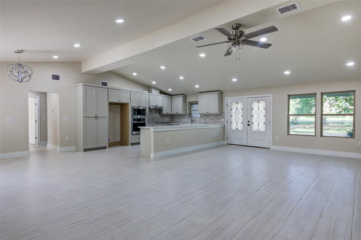 View 11811 Sleepy Hollow RD in San Leanna Estates 11811 Sleepy Hollow RD - property photo 1 - Luxury home in San Leanna Estates, Manchaca, TX