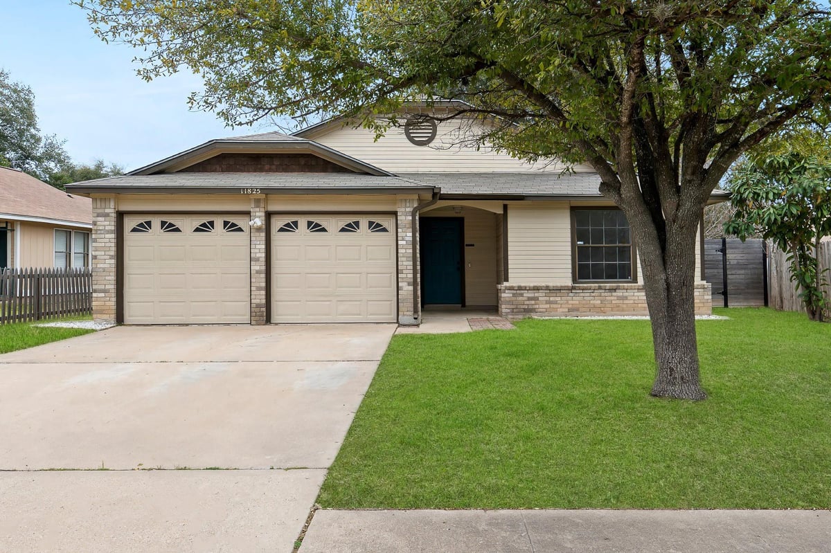 View 11825 Shropshire Blvd in Copperfield Sec 01 Ph D 11825 Shropshire Blvd - front exterior - Luxury home in Copperfield Sec 01 Ph D, Austin, TX