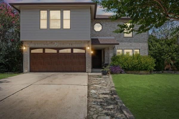 1187 Forest Bluff TRL - front exterior - Luxury home in Forest Bluff Sec 01C, Round Rock, TX