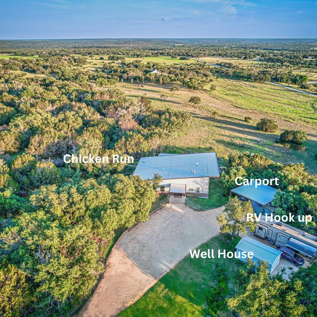 View 119 Miller Creek BLF in Miller Crk Ranch Ph 2 119 Miller Creek BLF - front exterior - Luxury home in Miller Crk Ranch Ph 2, Briggs, TX