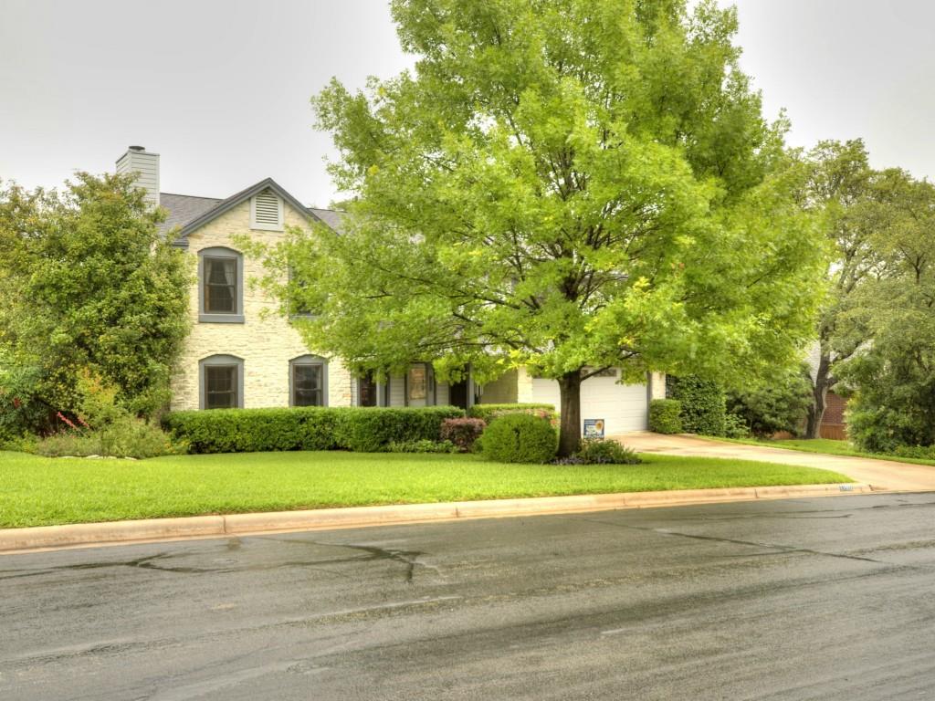 View 11900 Lincolnshire Dr in Gracywoods Sec 08 11900 Lincolnshire Dr - front exterior - Luxury home in Gracywoods Sec 08, Austin, TX