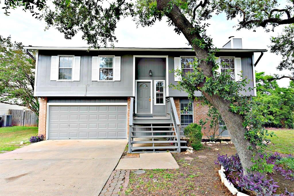 View 11901 Geode Dr in Village 13 At Anderson Mill 11901 Geode Dr - front exterior - Luxury home in Village 13 At Anderson Mill, Austin, TX