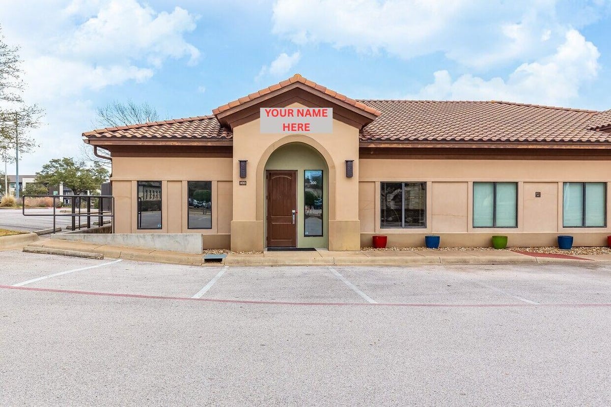 11901 W Parmer Ln Unit #300 - front exterior - Luxury home in Parmer Condo 11901, Cedar Park, TX