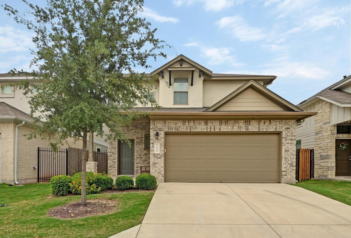 View 11904 Dispatch Way Unit #62 in SummerRow 11904 Dispatch Way Unit #62 - front exterior - Luxury home in SummerRow, Austin, TX