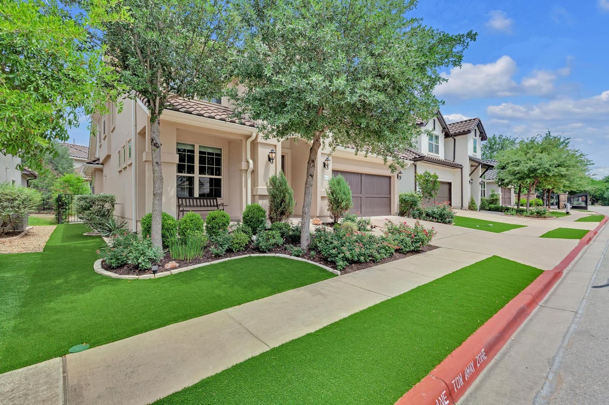 View 11904 Viscaya WAY in Montebello 11904 Viscaya WAY - property photo 1 - Luxury home in Montebello, Austin, TX