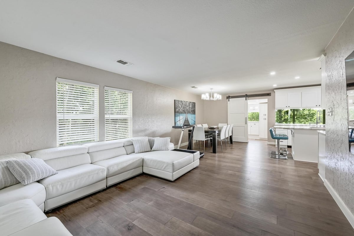 Primary bedroom at 120 Buena Vista Vis - 3 bed 2 bath home