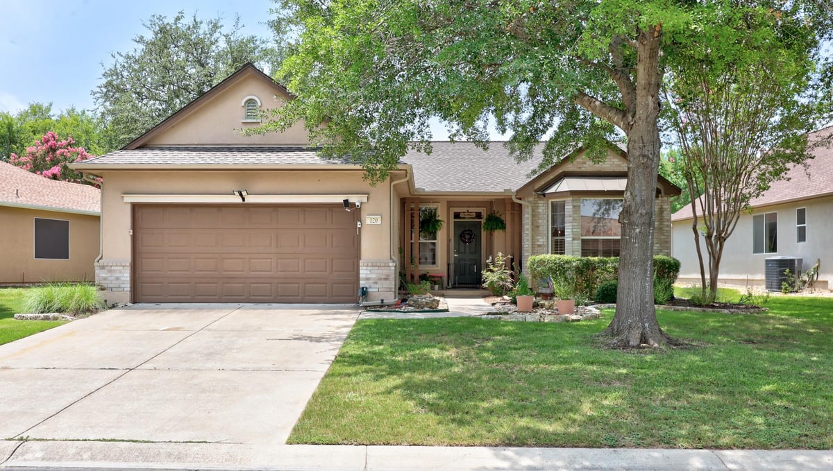 View 120 Nolan DR in Sun City Georgetown Ph 04A Neighborhood 15 Pu 120 Nolan DR - front exterior - Luxury home in Sun City Georgetown Ph 04A Neighborhood 15 Pu, Georgetown, TX