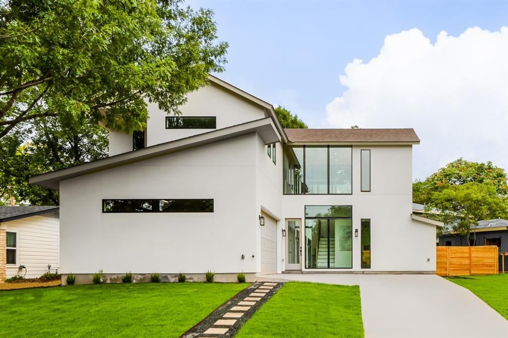 View 1200 Green Forest Dr in Greenwood Forest Sec 02 1200 Green Forest Dr - front exterior - Luxury home in Greenwood Forest Sec 02, Austin, TX