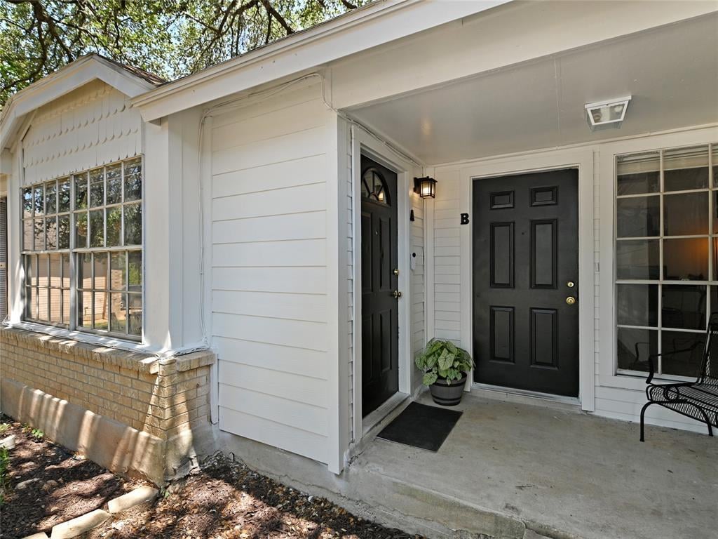 Kitchen at 12002 Arrowwood Dr - Dorsett Oaks, Austin, TX