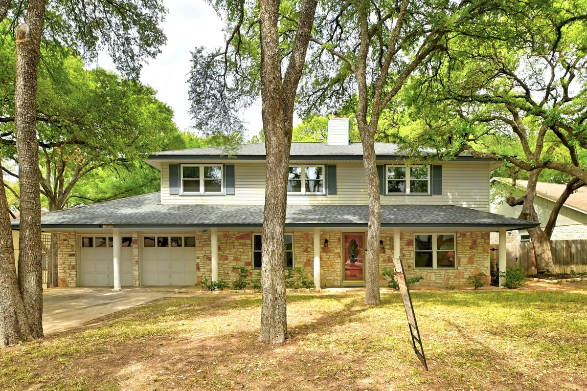 View 12002 Carmel Park LN in Milwood Sec 01 Ph 01 12002 Carmel Park LN - property photo 1 - Luxury home in Milwood Sec 01 Ph 01, Austin, TX