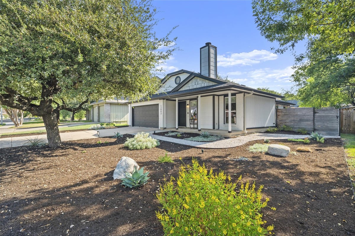 Kitchen at 12003 Thompkins Dr - 3 bed 2 bath home