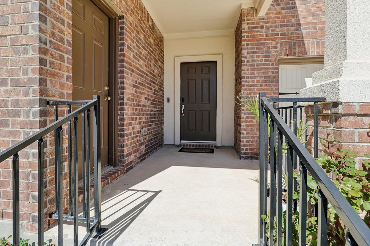 Primary bedroom at 1201 Mallow Rd - 5 bed 2 bath home