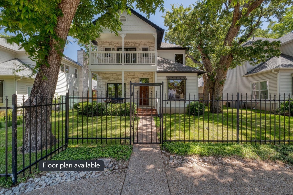 View 1204 W 39th ST in L L Crane 1204 W 39th ST - property photo 1 - Luxury home in L L Crane, Austin, TX