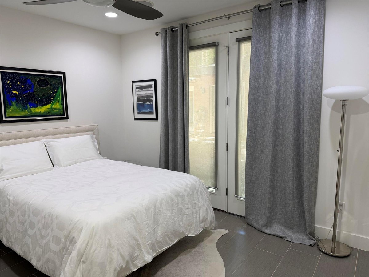 Primary bedroom at 1205 Kinney Ave Unit #1205G - 3 bed 3 bath home