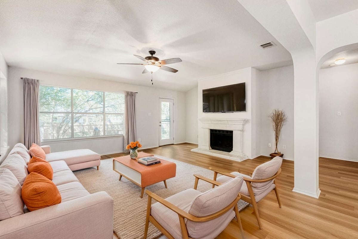 View 1205 Machado Rd in Crossing At Carriage Hills Sec 7 1205 Machado Rd - property photo 1 - Luxury home in Crossing At Carriage Hills Sec 7, Cedar Park, TX