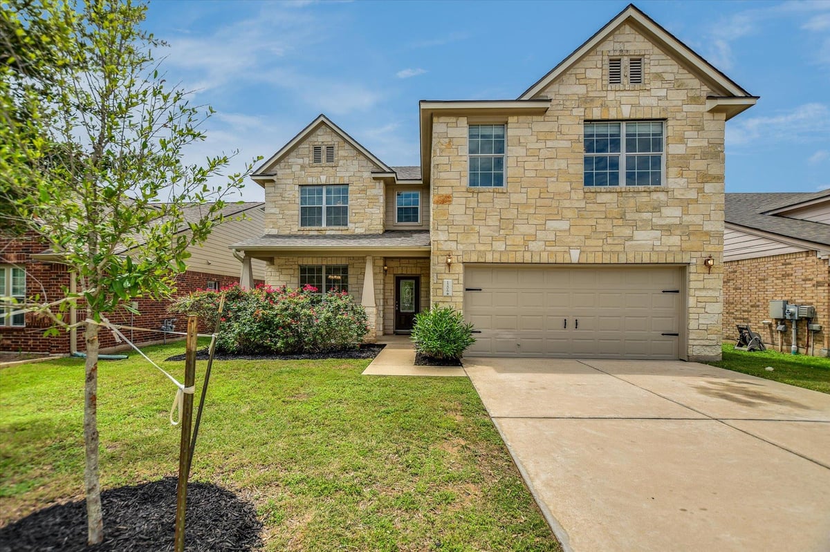 View 1206 Horseshoe Ranch DR in Lakeline Ranch Ph 06 1206 Horseshoe Ranch DR - front exterior - Luxury home in Lakeline Ranch Ph 06, Leander, TX