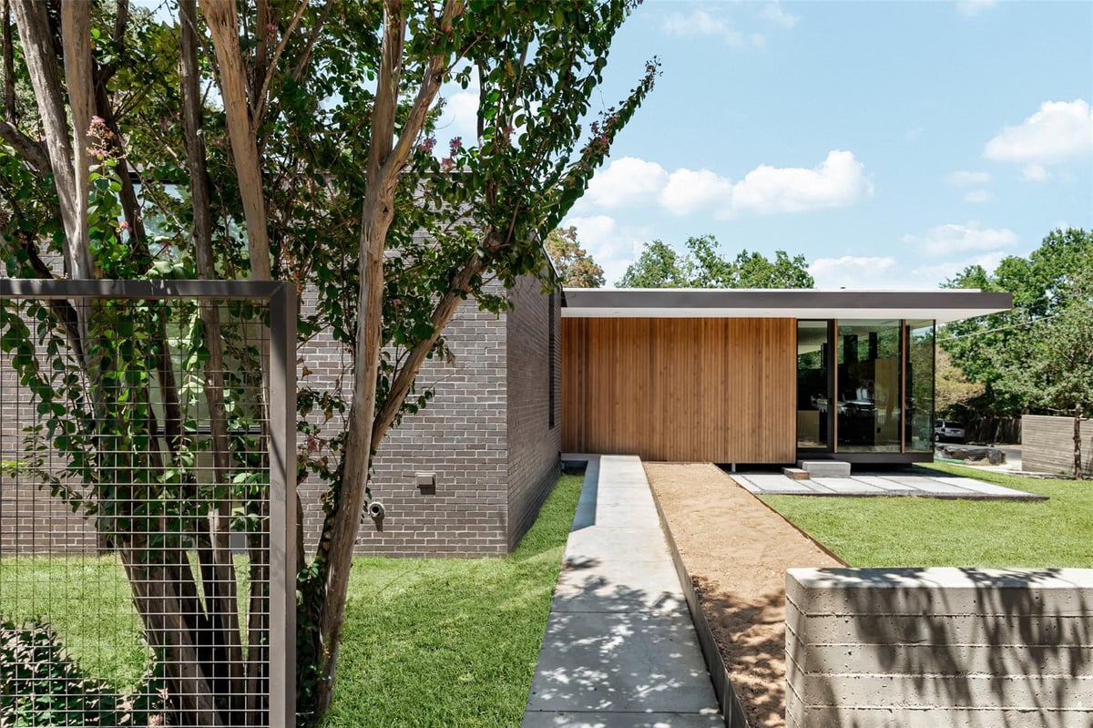 View 1208 + 1206 Garner Ave in Barton Heights A 1208 + 1206 Garner Ave - front exterior - Luxury home in Barton Heights A, Austin, TX