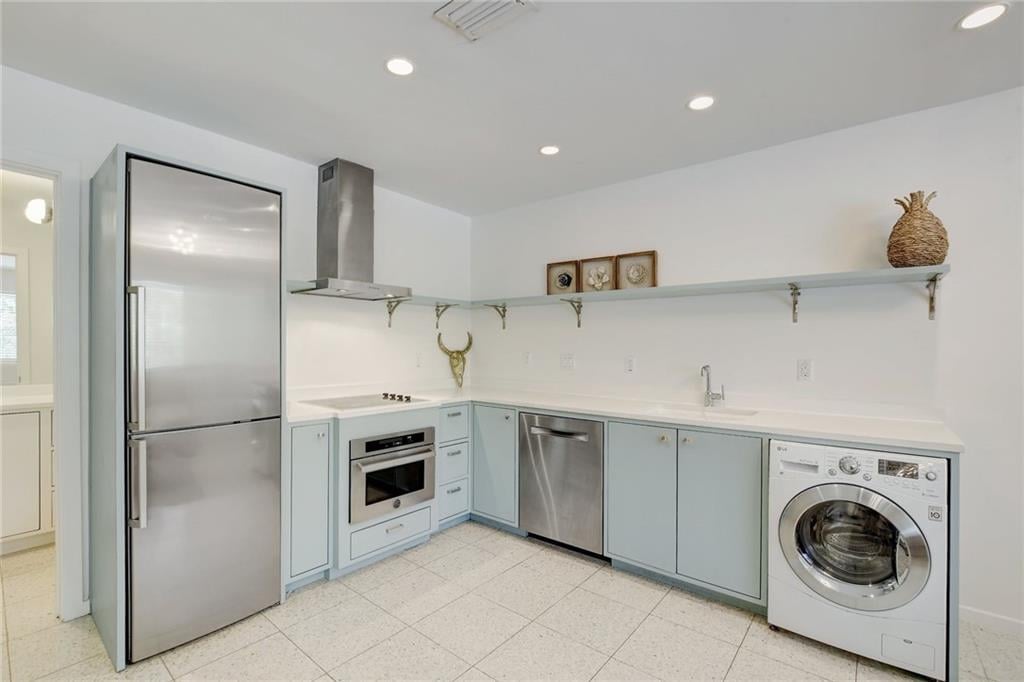 View 1208 Enfield Rd Unit #203 in Governors 02 Condo 1208 Enfield Rd Unit #203 - front exterior - Luxury home in Governors 02 Condo, Austin, TX