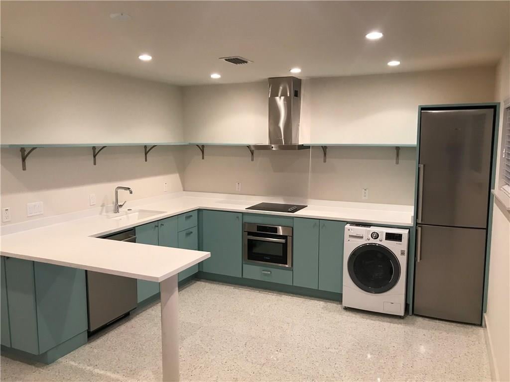 View 1208 Enfield Rd Unit #207 in Governors 02 Condo 1208 Enfield Rd Unit #207 - front exterior - Luxury home in Governors 02 Condo, Austin, TX